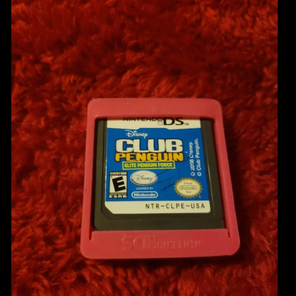 Gently Used Nintendo DS game Club Penguin